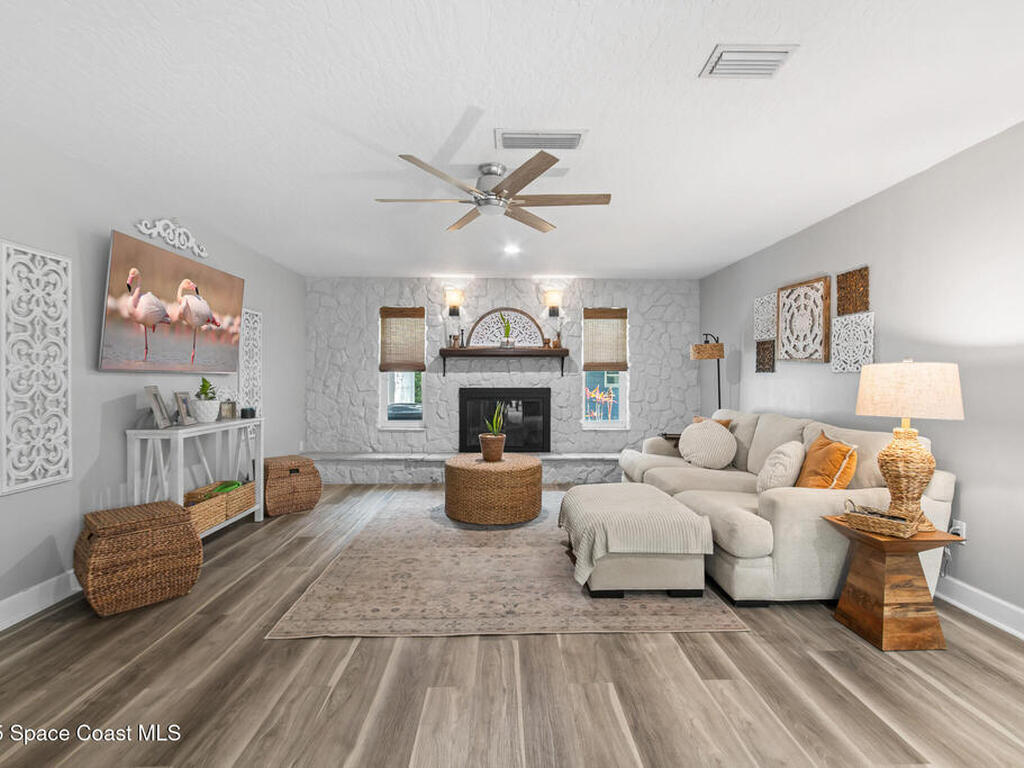 3203 Wind Song Court, Melbourne, FL 32934
