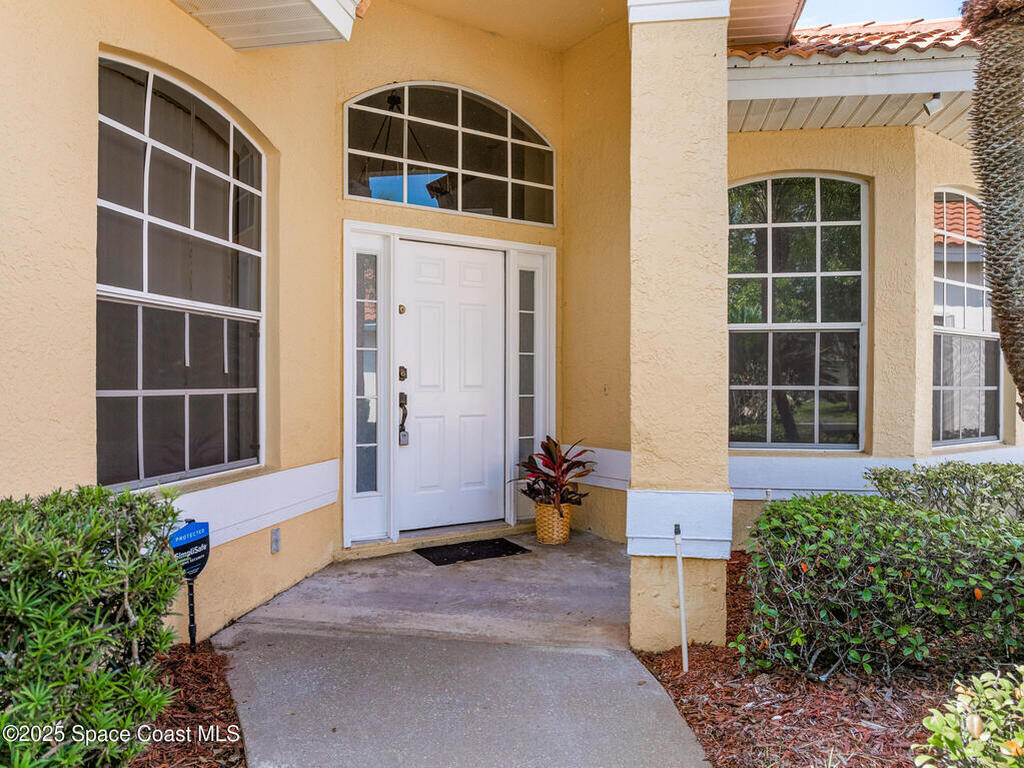 8051 Daventry Drive, Melbourne, FL 32940