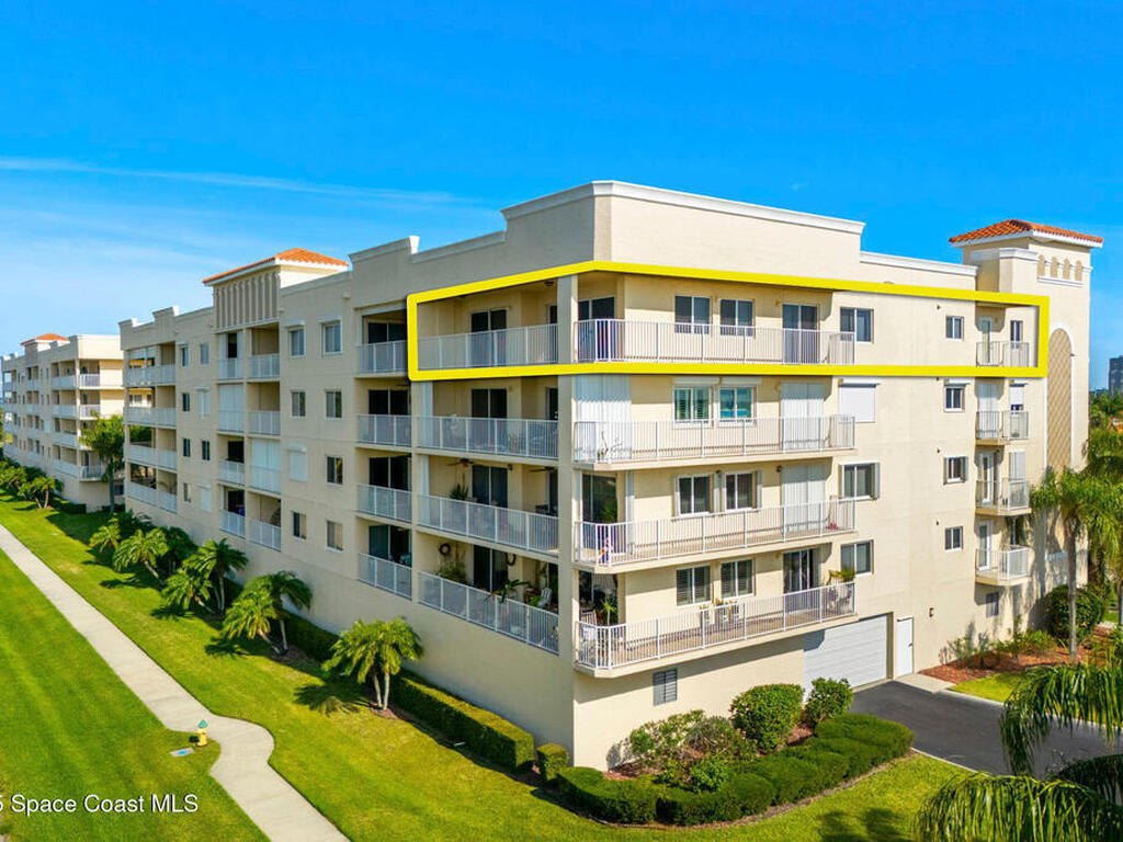 551 Casa Bella Drive, Cape Canaveral, FL 32920