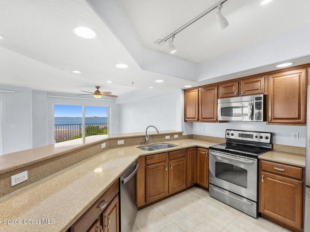 551 Casa Bella Drive, Cape Canaveral, FL 32920