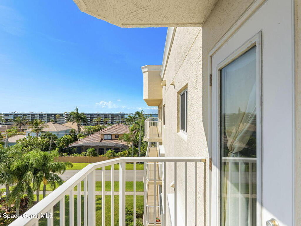 551 Casa Bella Drive, Cape Canaveral, FL 32920