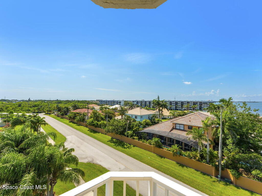 551 Casa Bella Drive, Cape Canaveral, FL 32920