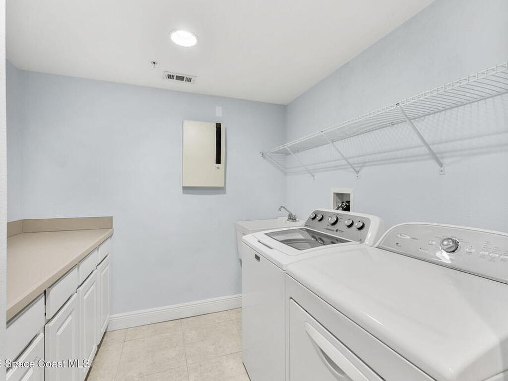 551 Casa Bella Drive, Cape Canaveral, FL 32920