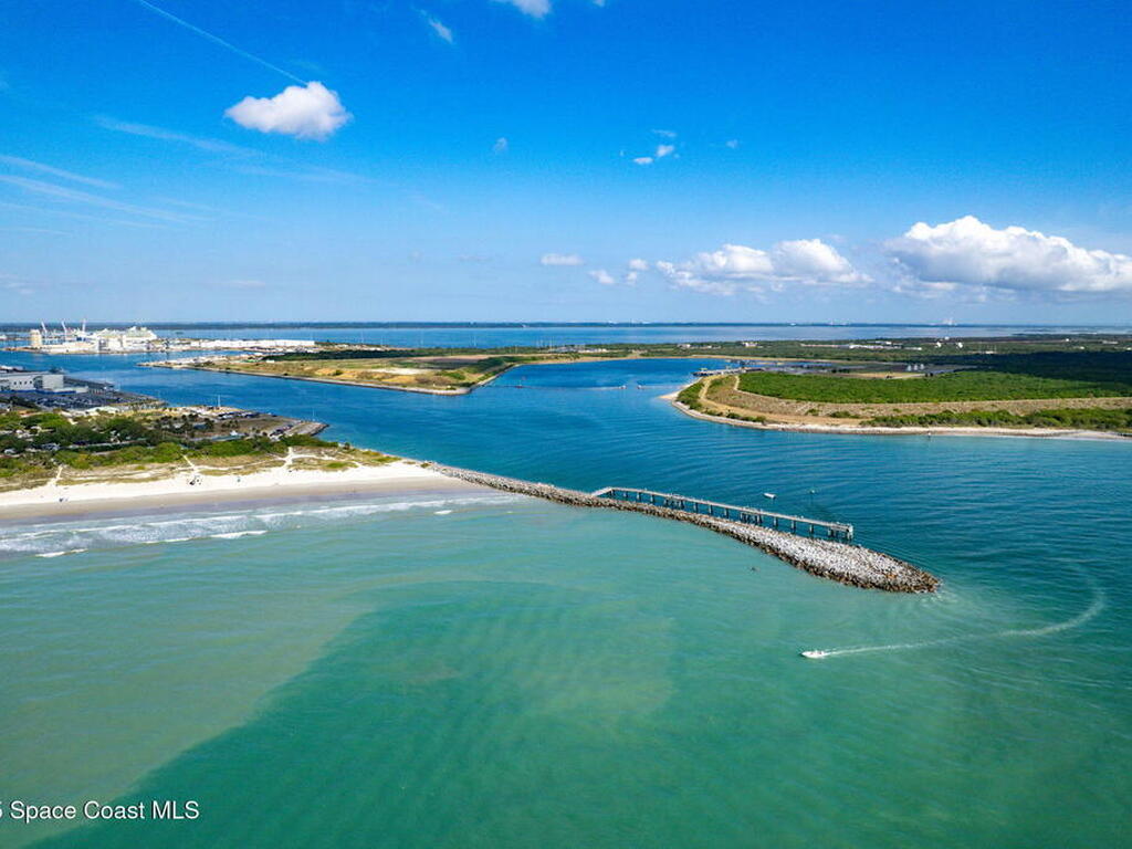 551 Casa Bella Drive, Cape Canaveral, FL 32920