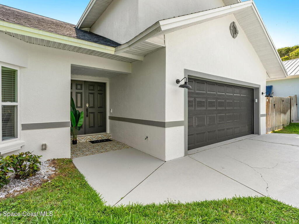 6765 Angeles Road, Melbourne Beach, FL 32951