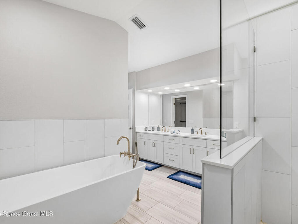 6765 Angeles Road, Melbourne Beach, FL 32951