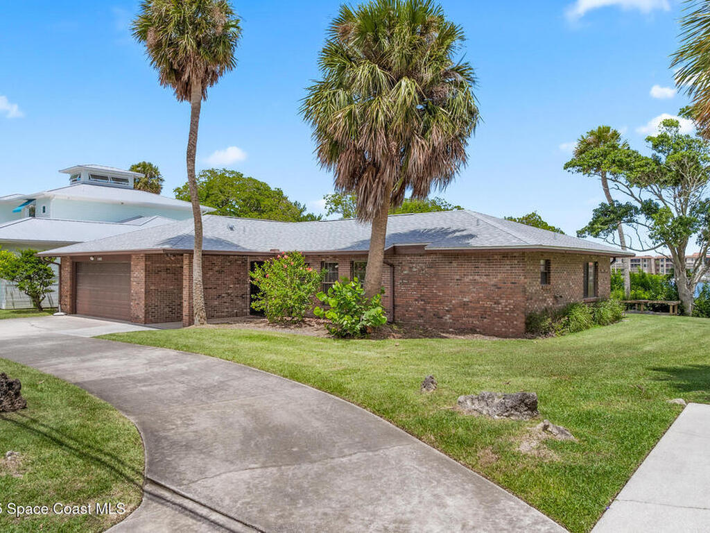 11430 S Tropical Trail, Merritt Island, FL 32952