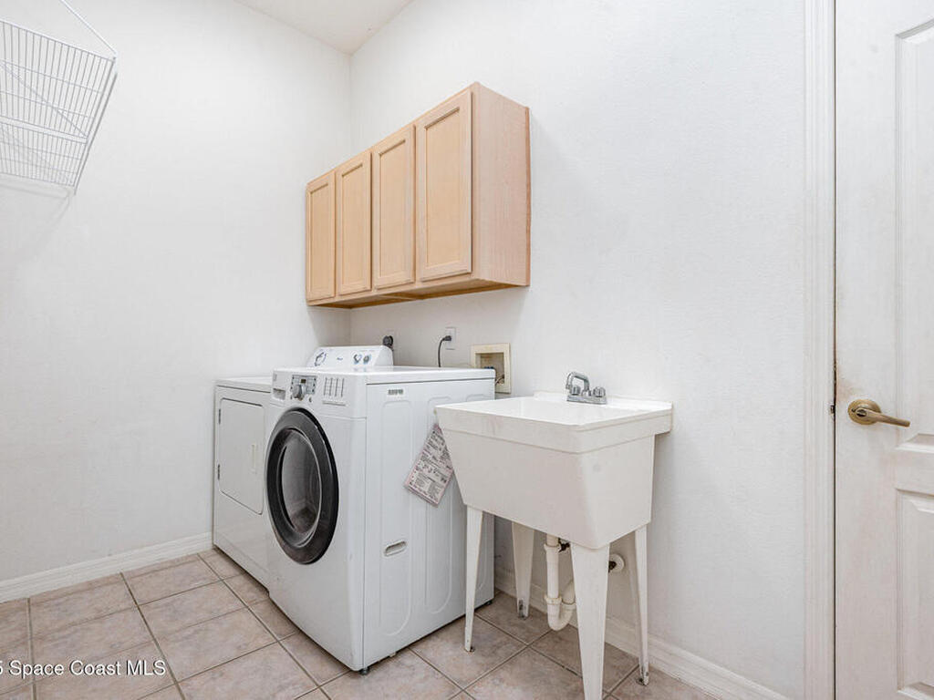2703 Barrow Drive, Merritt Island, FL 32952