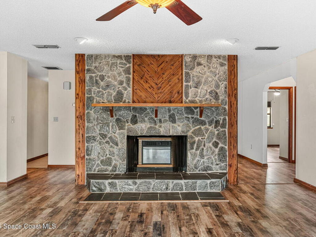 1387 Gleneagles Court, Rockledge, FL 32955