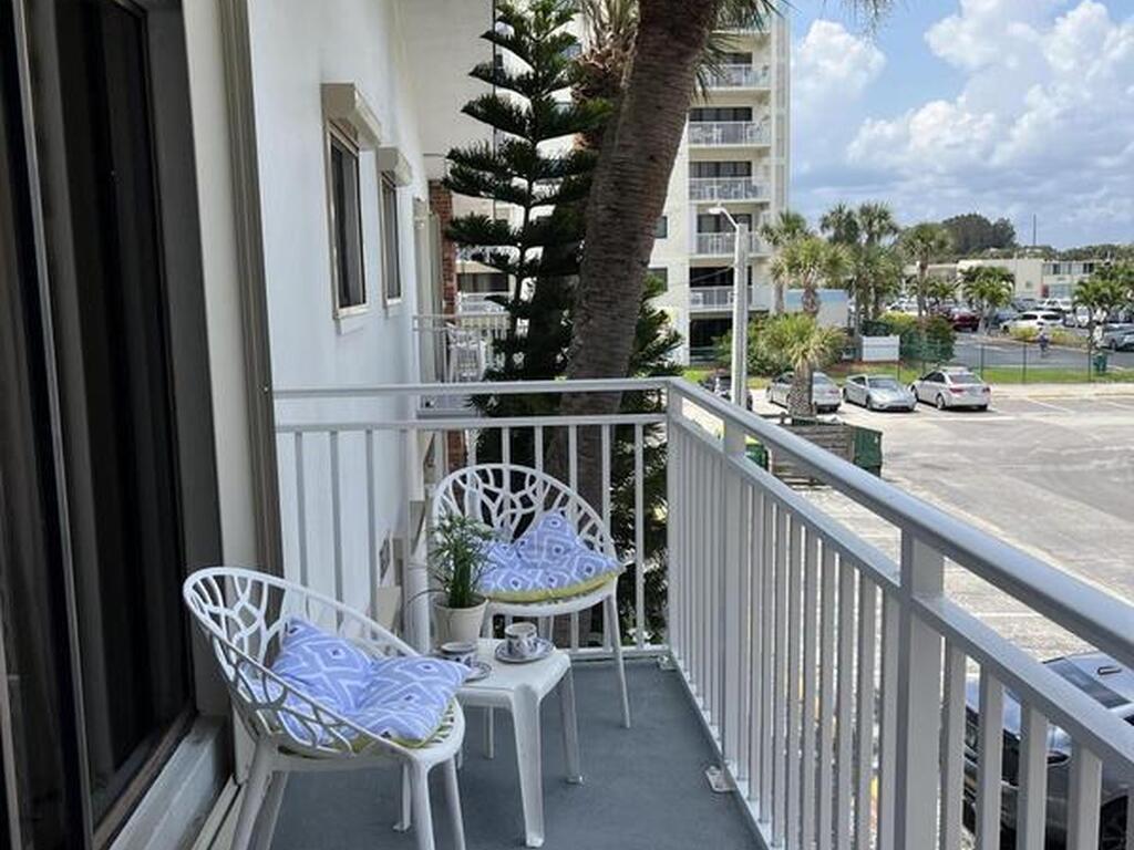 22 Tulip Avenue, Cocoa Beach, FL 32931