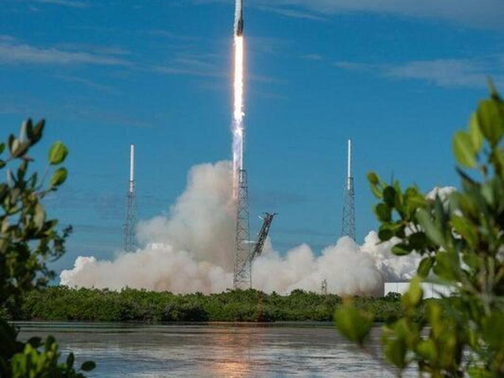 22 Tulip Avenue, Cocoa Beach, FL 32931