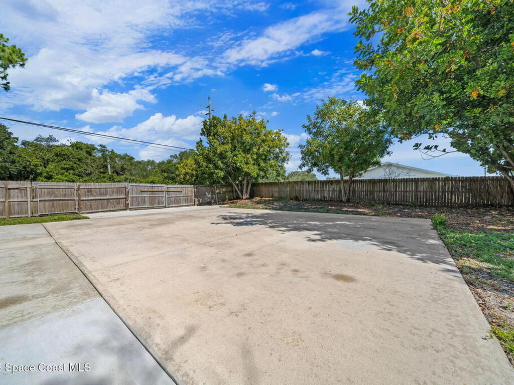 2036 Hogan Drive, Melbourne, FL 32935