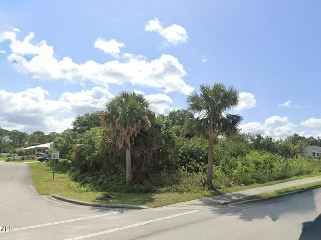 1490 Damon Road, Palm Bay, FL 32909