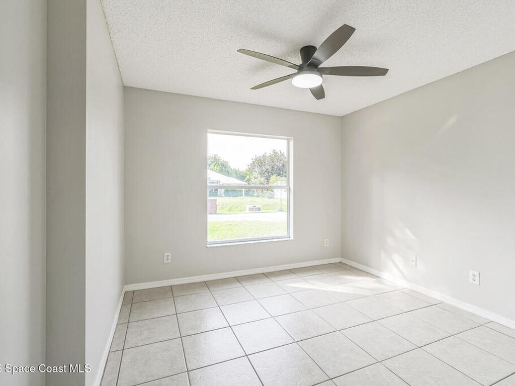 1062 Blossom Drive, Sebastian, FL 32958
