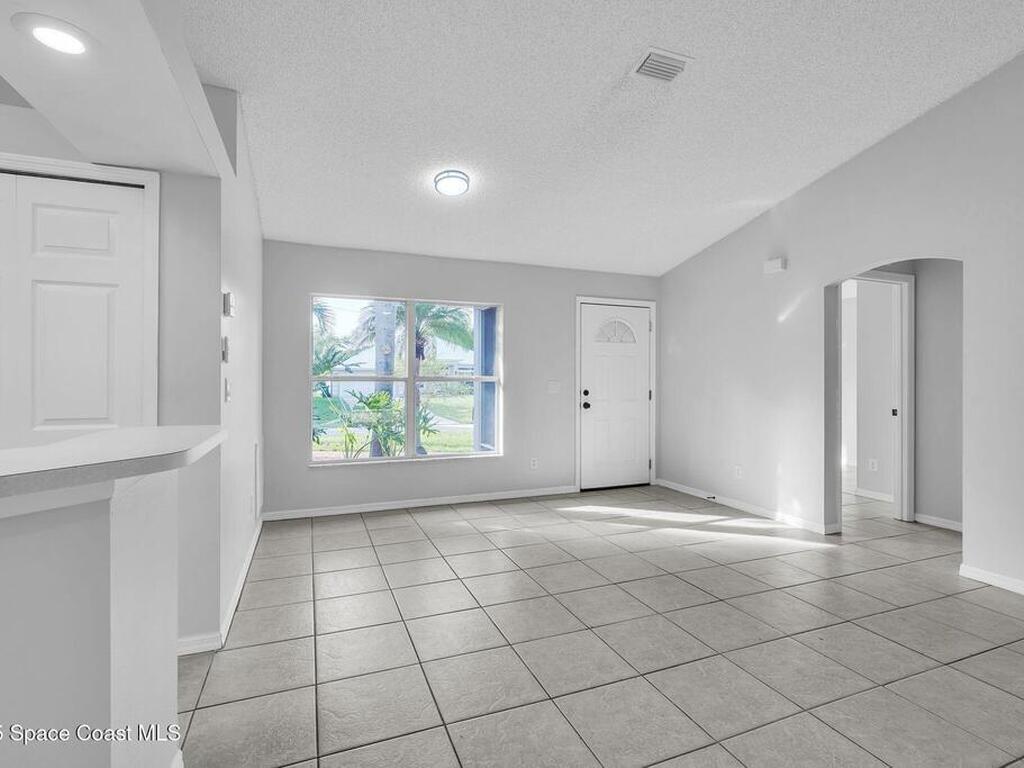 1062 Blossom Drive, Sebastian, FL 32958