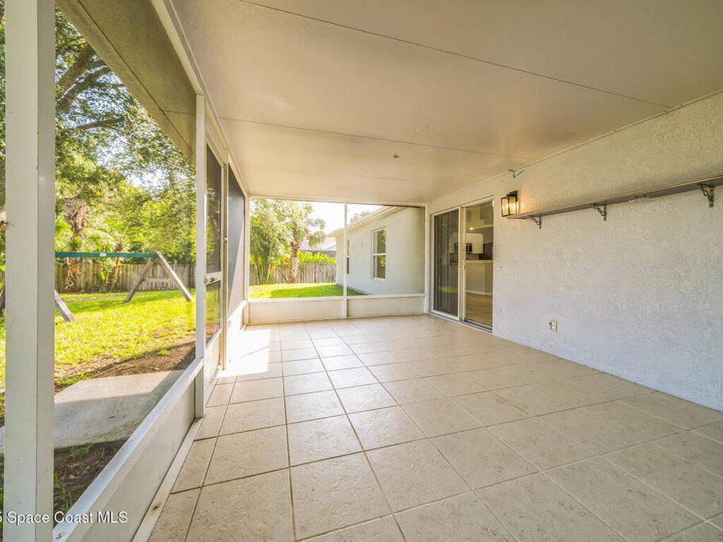 1062 Blossom Drive, Sebastian, FL 32958