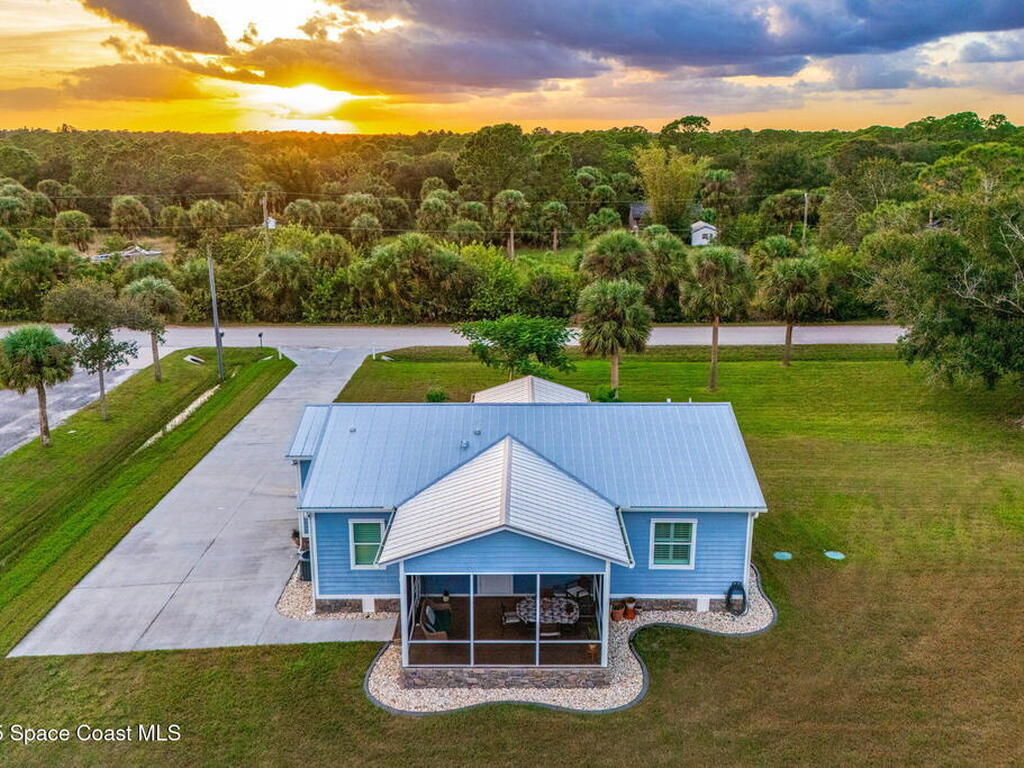 5853 Goldrush Avenue, Grant-Valkaria, FL 32949