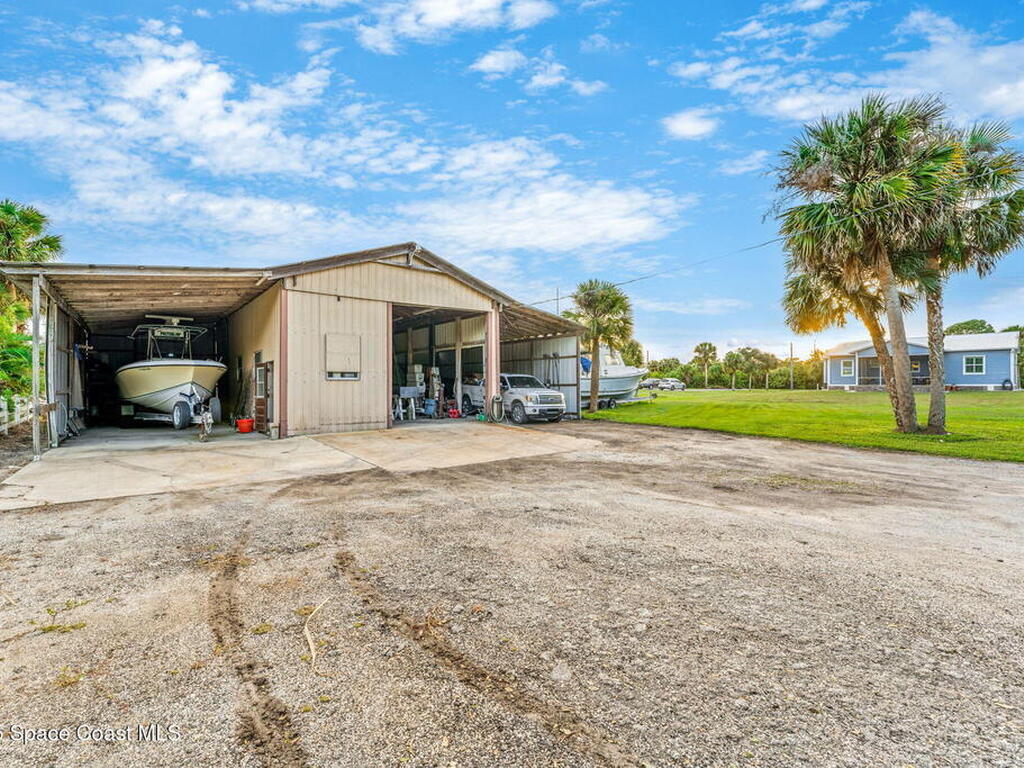 5853 Goldrush Avenue, Grant-Valkaria, FL 32949