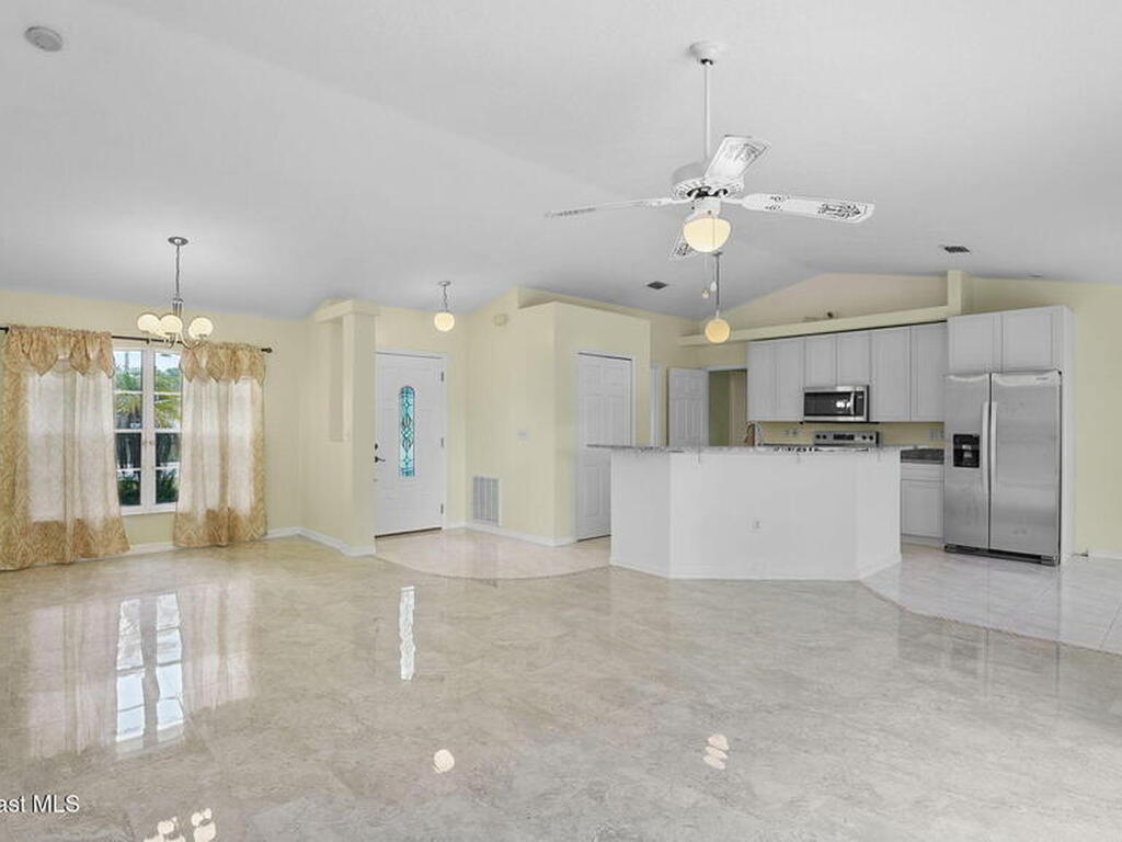 525 Banana Boulevard, Merritt Island, FL 32952