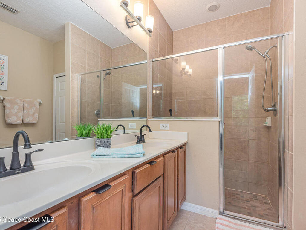 2009 Tullagee Avenue, Melbourne, FL 32940
