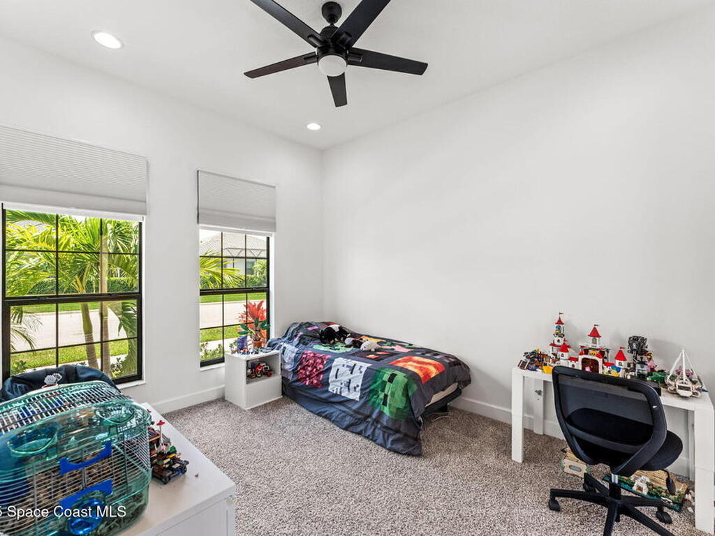 8476 Lyside Drive, Melbourne, FL 32940