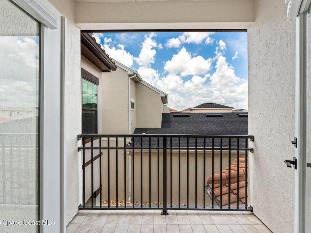 8476 Lyside Drive, Melbourne, FL 32940