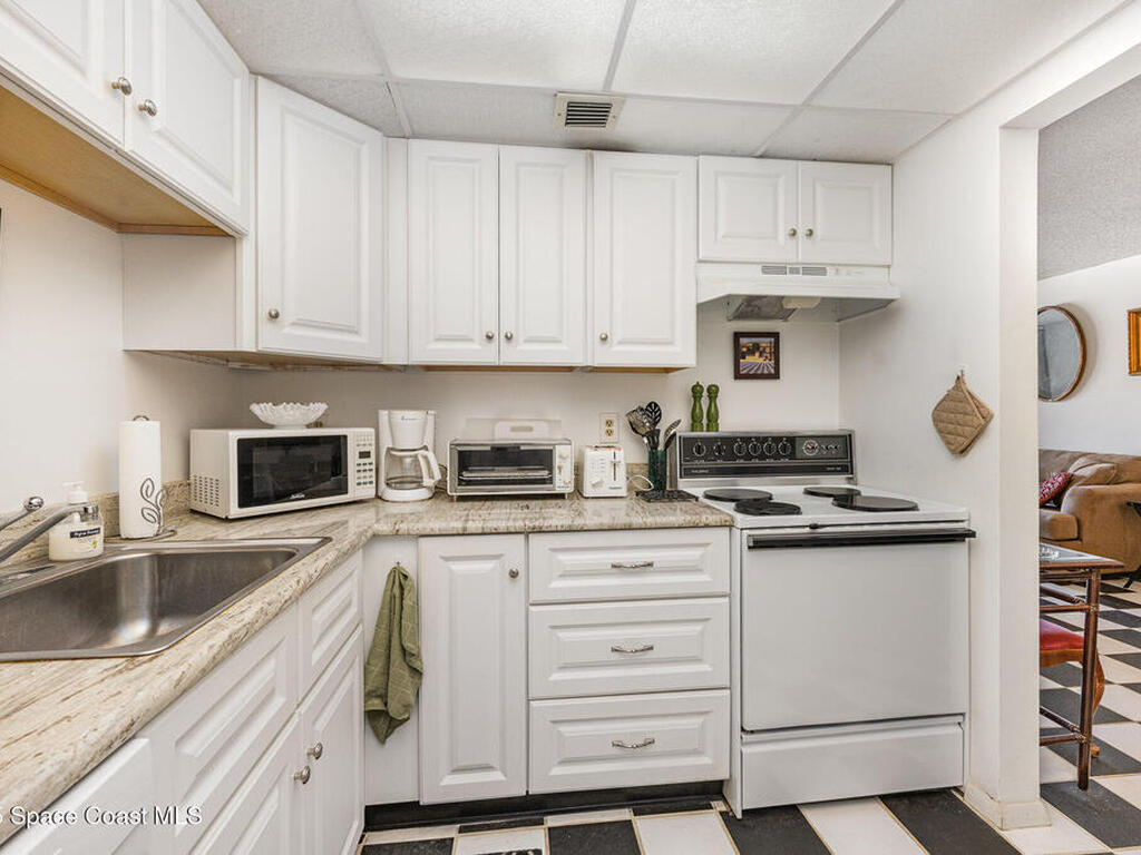 2700 N Highway A1a, Indialantic, FL 32903