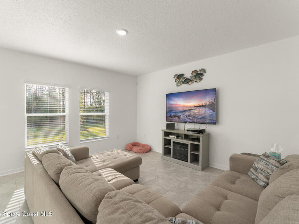 3941 Willowbrook Drive, Edgewater, FL 32141