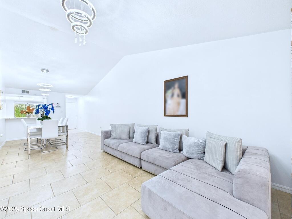 1515 Huntington Lane, Rockledge, FL 32955