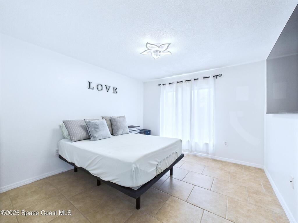 1515 Huntington Lane, Rockledge, FL 32955