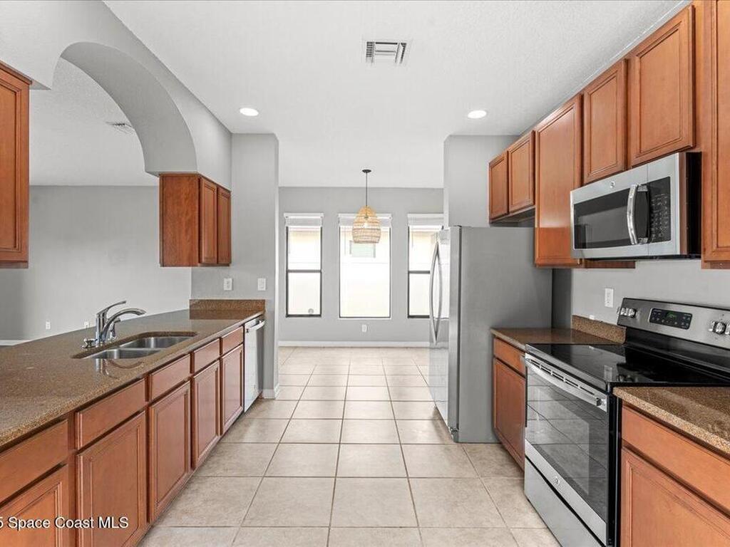 2753 Glenridge Circle, Merritt Island, FL 32953