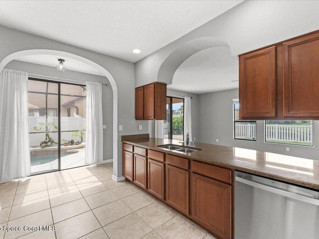2753 Glenridge Circle, Merritt Island, FL 32953
