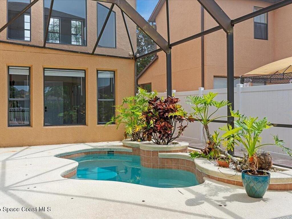 2753 Glenridge Circle, Merritt Island, FL 32953