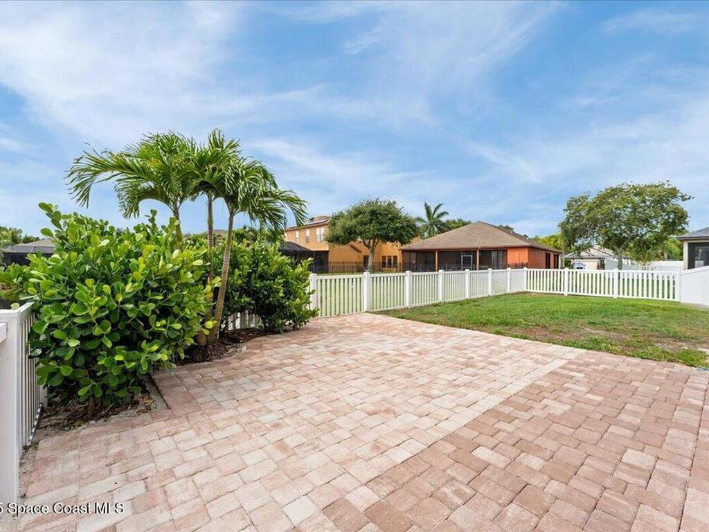 2753 Glenridge Circle, Merritt Island, FL 32953