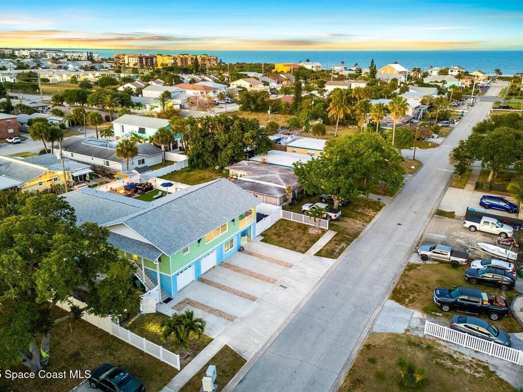 422 Jefferson Avenue, Cape Canaveral, FL 32920