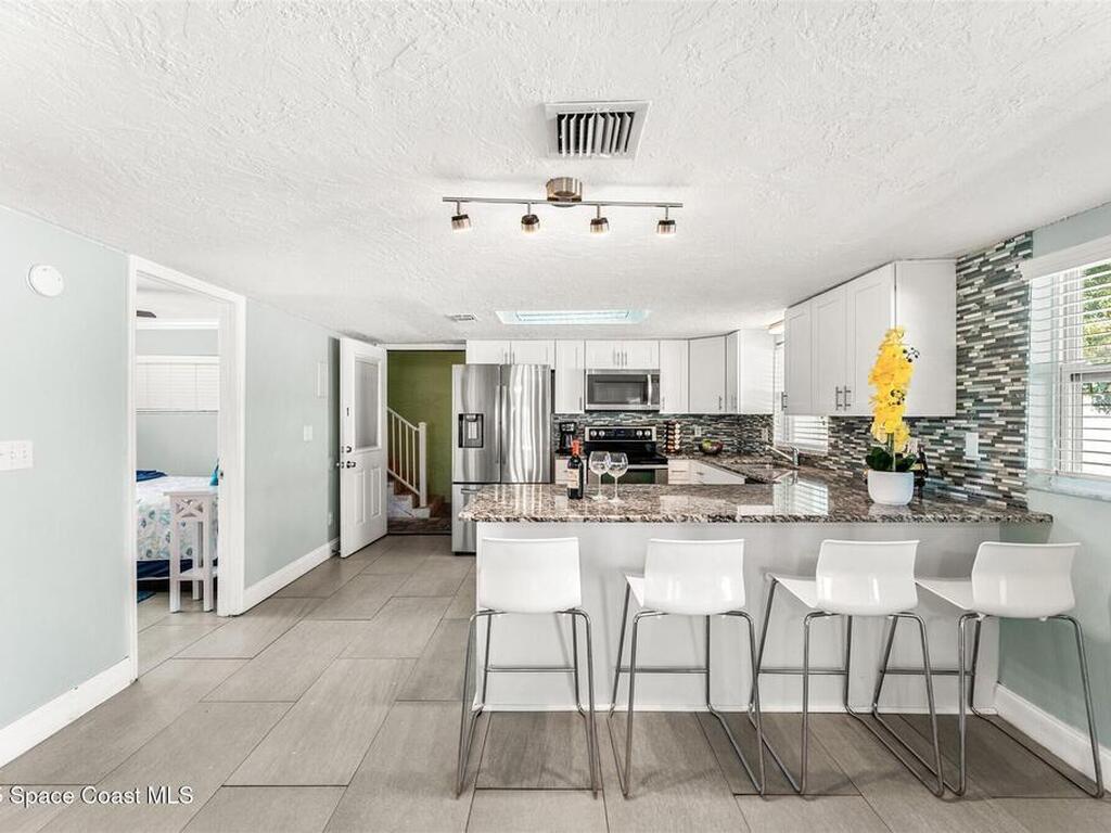 422 Jefferson Avenue, Cape Canaveral, FL 32920