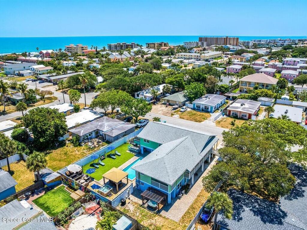 422 Jefferson Avenue, Cape Canaveral, FL 32920