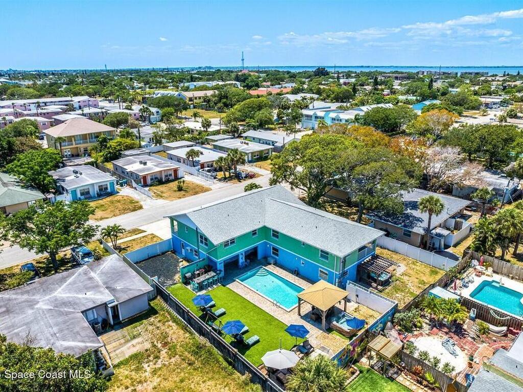 422 Jefferson Avenue, Cape Canaveral, FL 32920