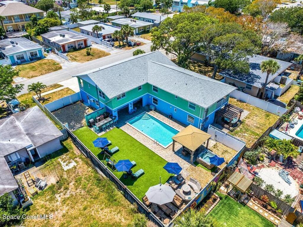 422 Jefferson Avenue, Cape Canaveral, FL 32920