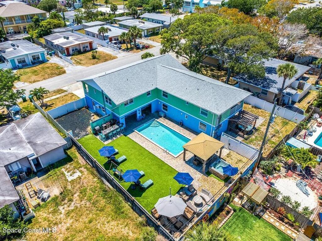 422 Jefferson Avenue, Cape Canaveral, FL 32920
