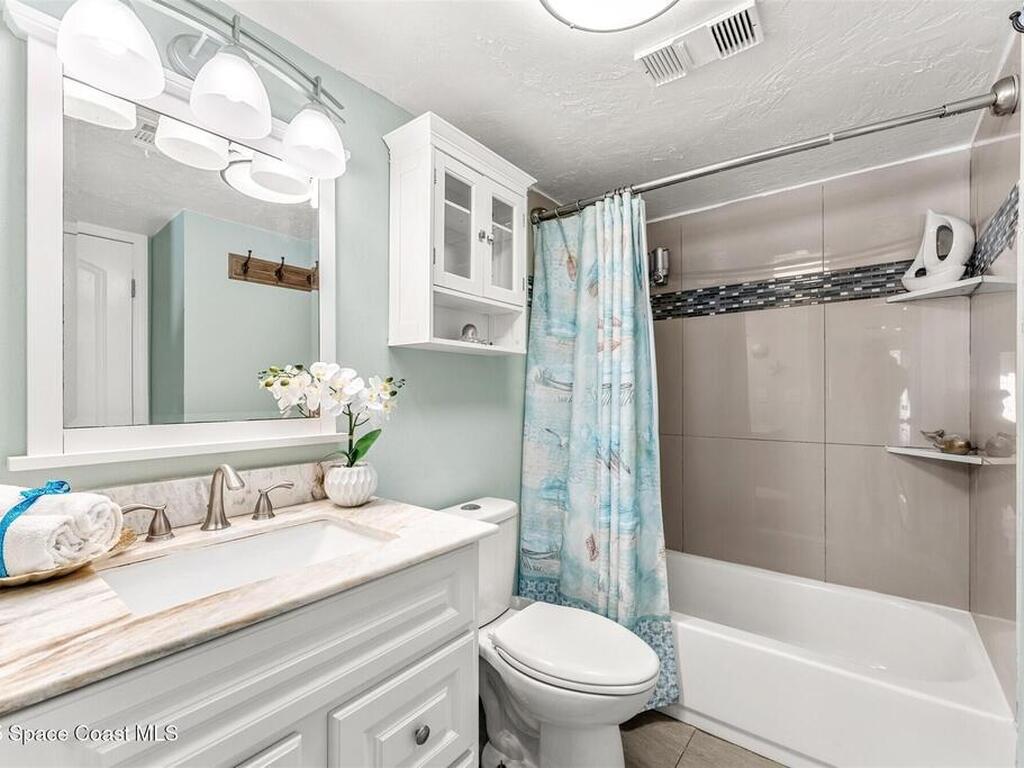 422 Jefferson Avenue, Cape Canaveral, FL 32920