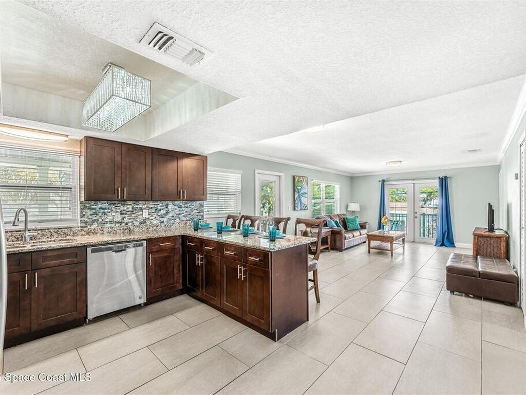 422 Jefferson Avenue, Cape Canaveral, FL 32920