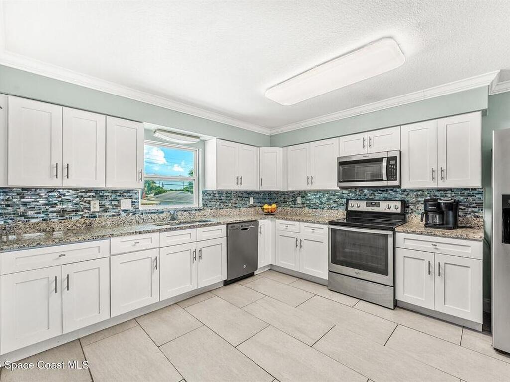 422 Jefferson Avenue, Cape Canaveral, FL 32920