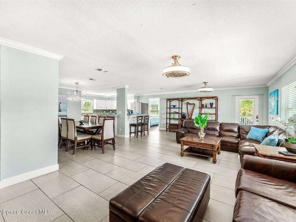 422 Jefferson Avenue, Cape Canaveral, FL 32920