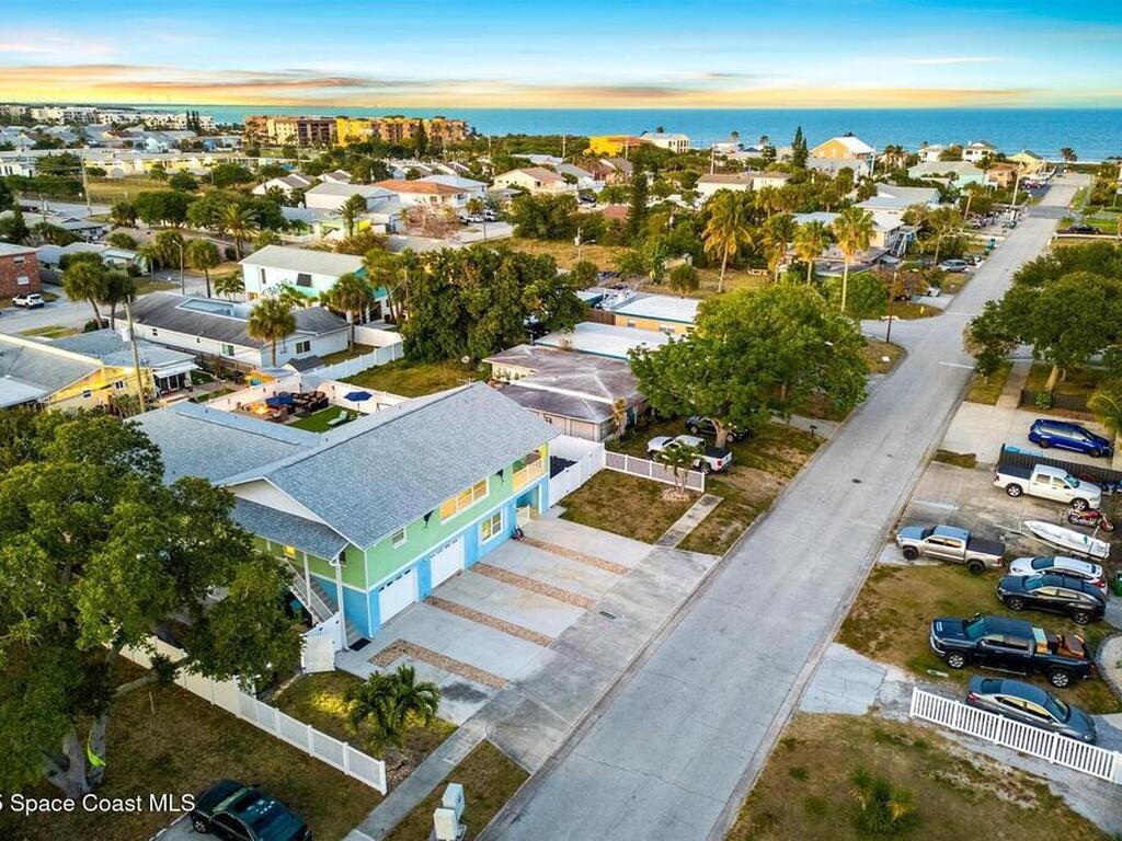 422 Jefferson Avenue, Cape Canaveral, FL 32920