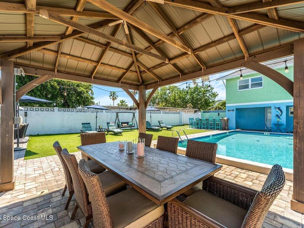 422 Jefferson Avenue, Cape Canaveral, FL 32920