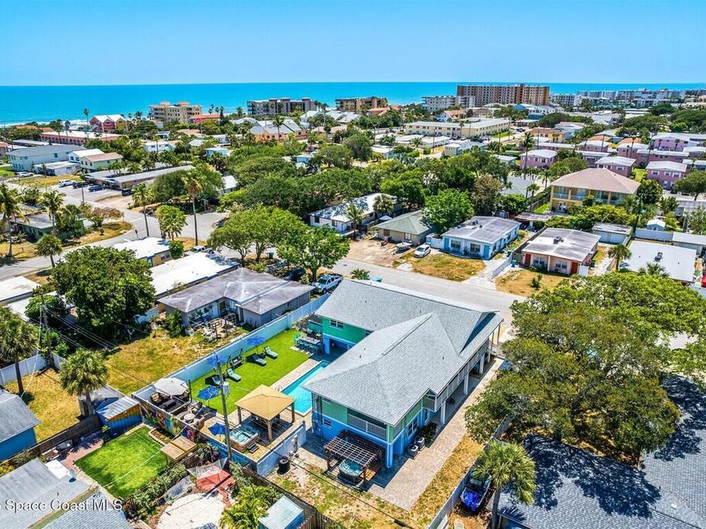 422 Jefferson Avenue, Cape Canaveral, FL 32920