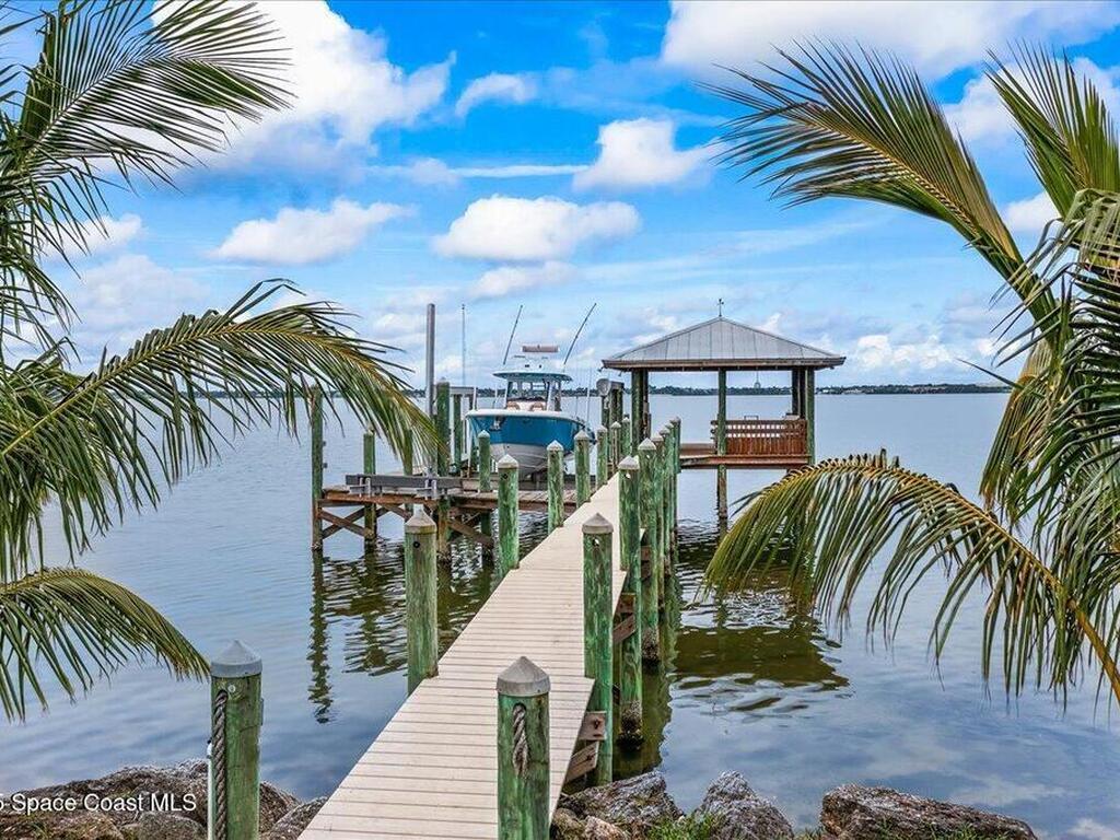 10710 S Tropical Trail, Merritt Island, FL 32952