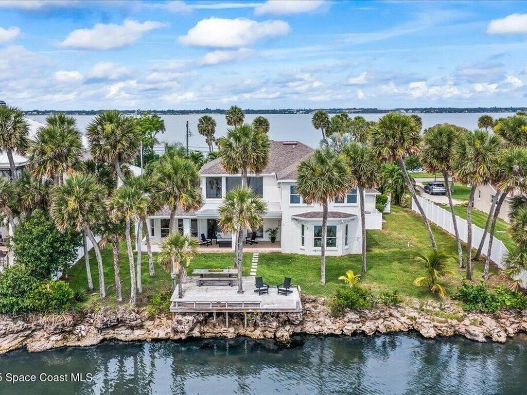 10710 S Tropical Trail, Merritt Island, FL 32952