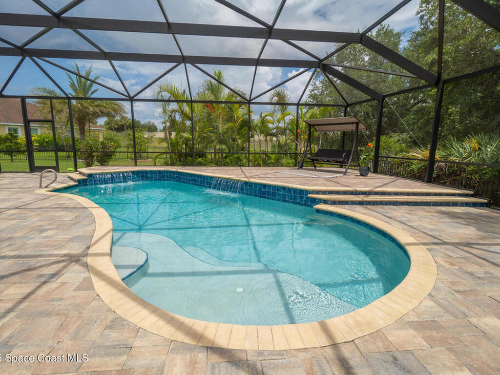 7914 Creshire Court, Melbourne, FL 32940